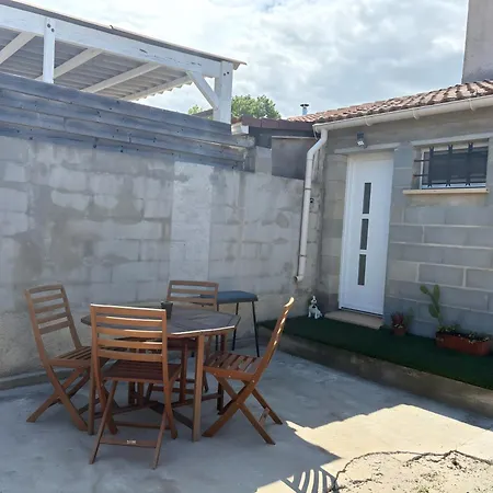 Au Pied Des Albères Appartamento *